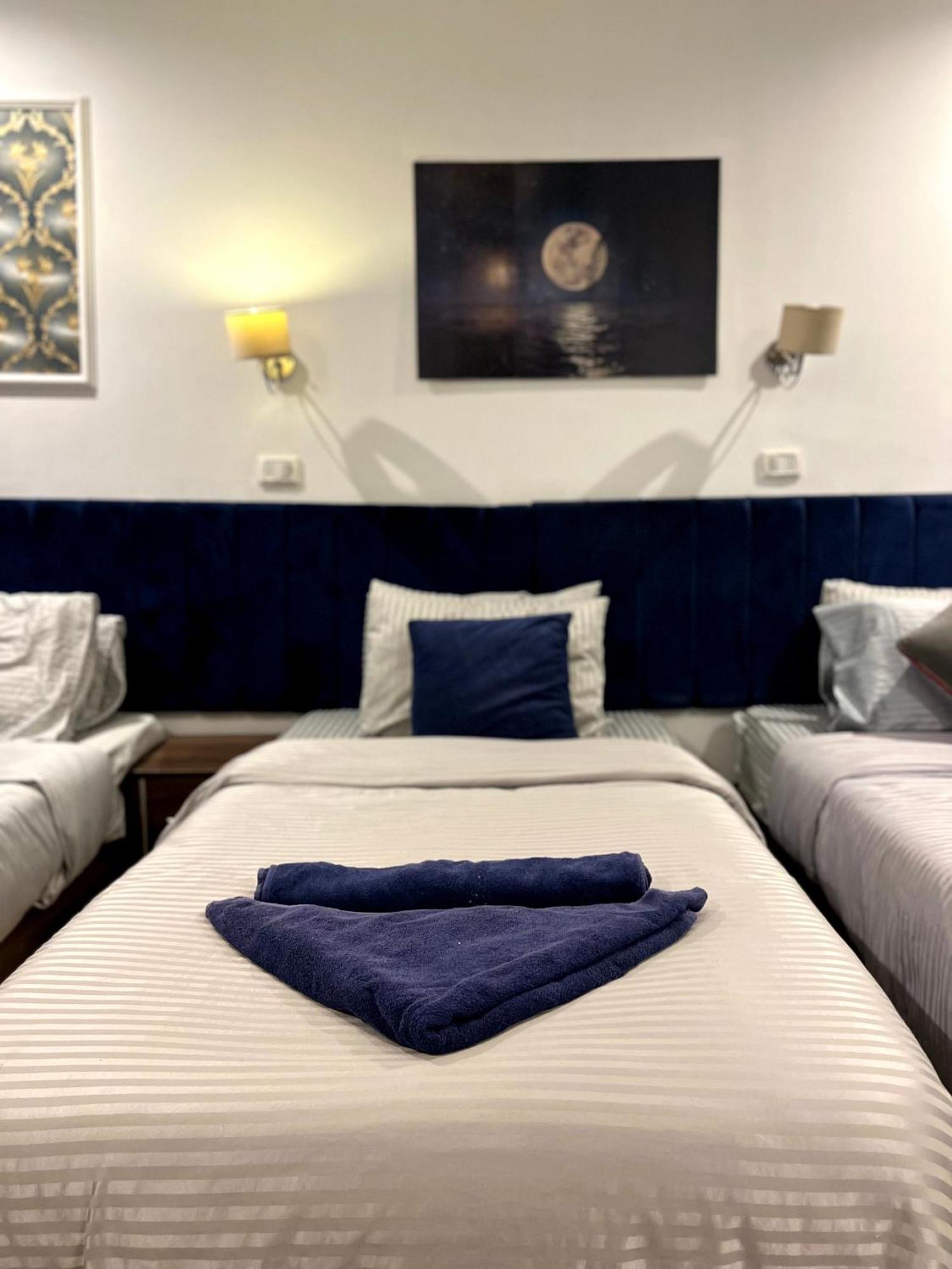 Grand Pyramids Inn Kafrat al Jabal Екстер'єр фото