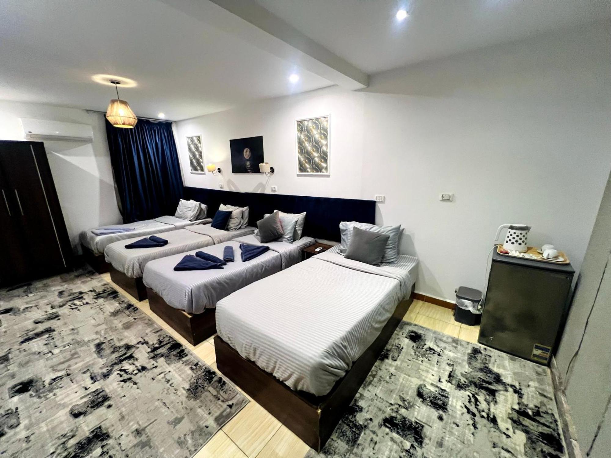 Grand Pyramids Inn Kafrat al Jabal Екстер'єр фото